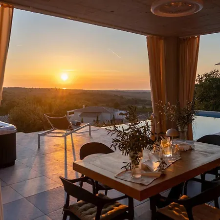Sanja Villa