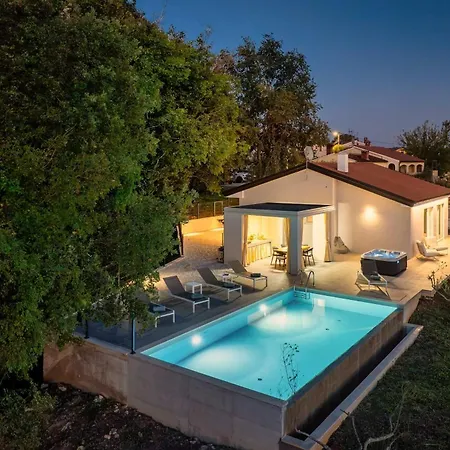 Sanja Villa